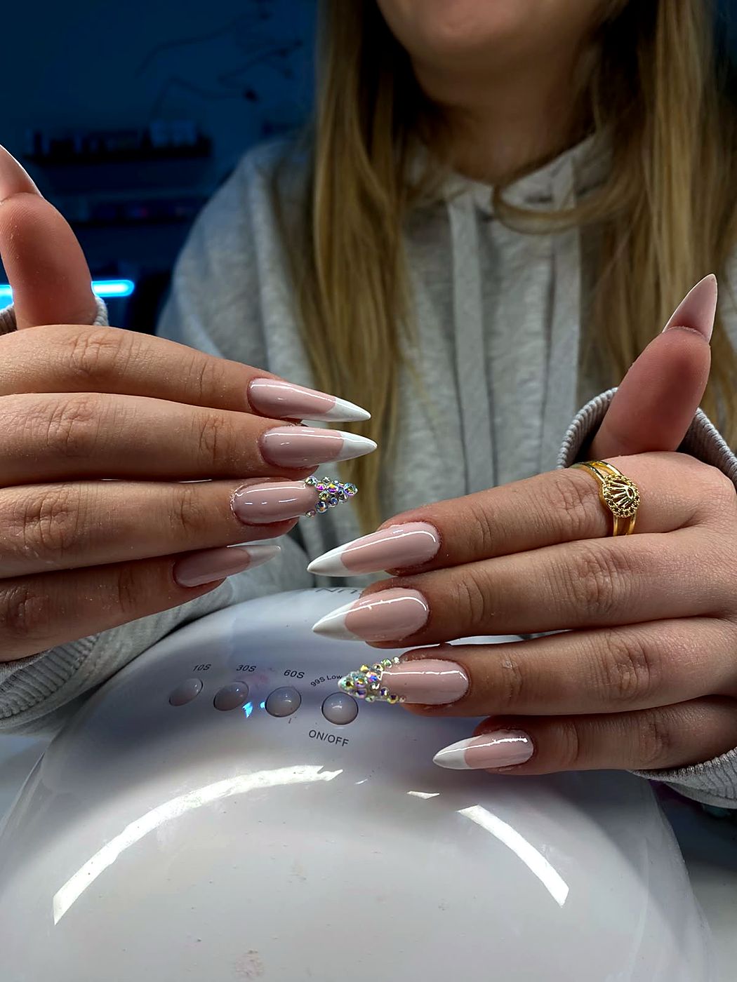 French stiletto me gurë – Jonida Studio, Fushë Kosovë